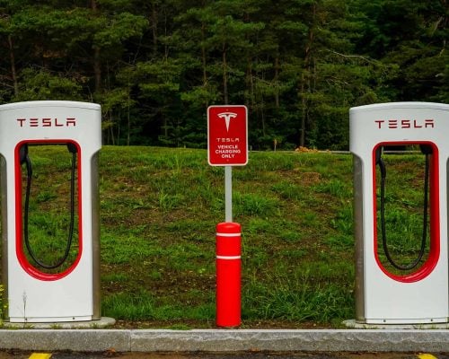 Can non-Tesla cars use Superchargers