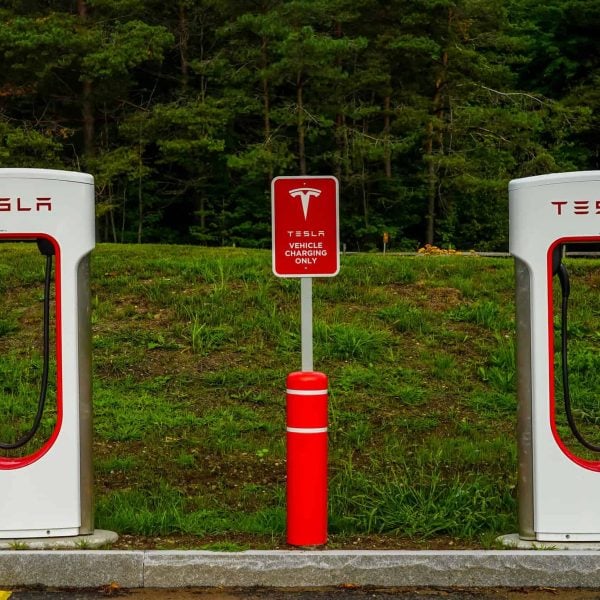 Can non Tesla cars use Superchargers